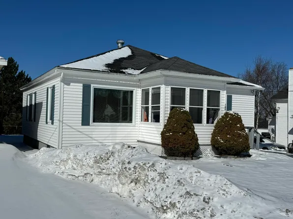 165 12th Avenue, Madawaska, ME 04756