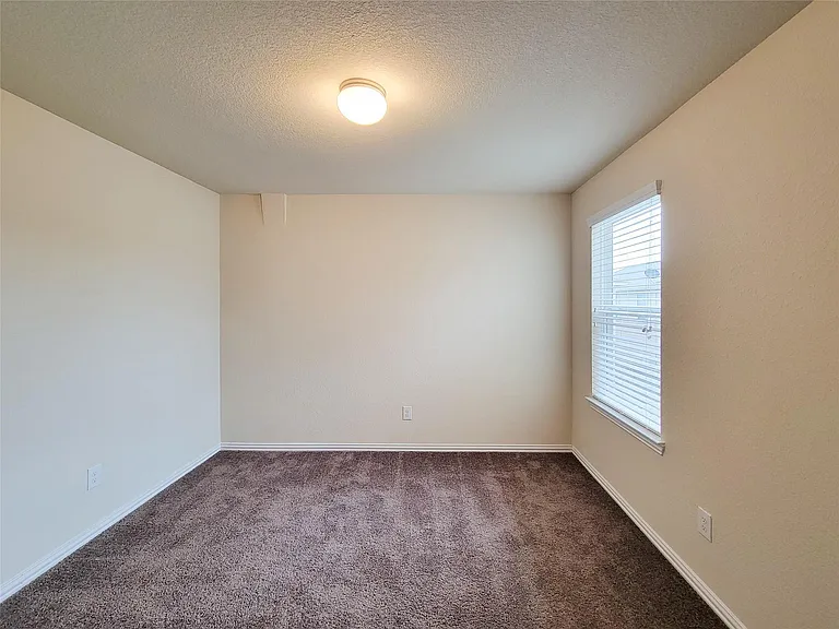 5209 Dauntless Dr — Photo 37