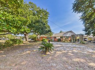 2500 Demaret Dr, Gulfport, MS 39507