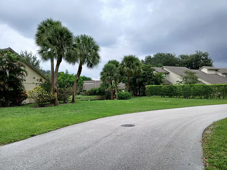 2-9260 Ketay Cir #2 — Photo 32