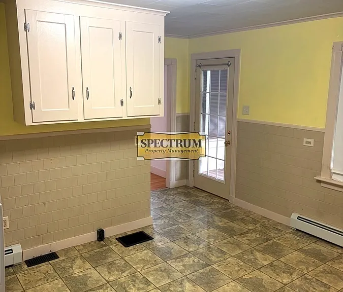 83 Oakland St — Photo 4