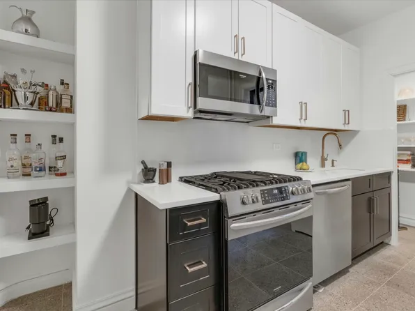 107 Kensington Avenue image 10 of 32