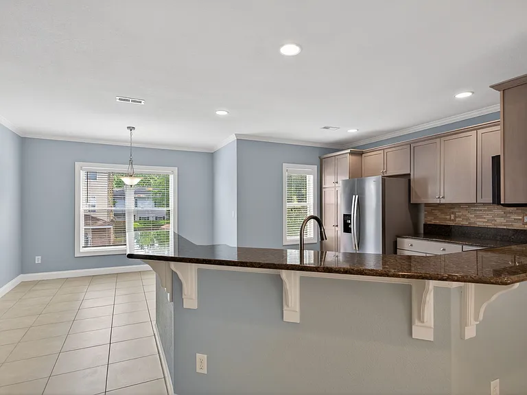 1136 Arlynn Ln — Photo 8