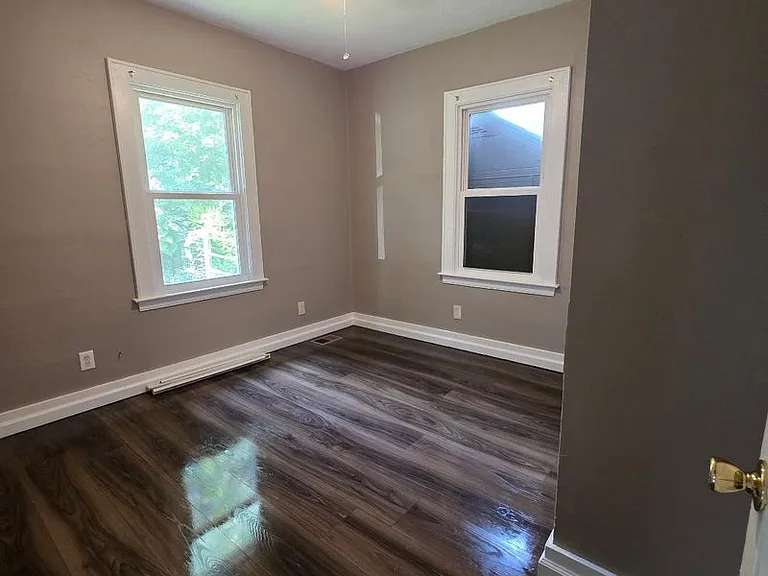 101 Vertrees Ct — Photo 5