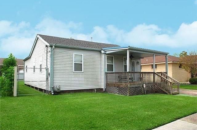 1st image of 2704 Ivy Pl