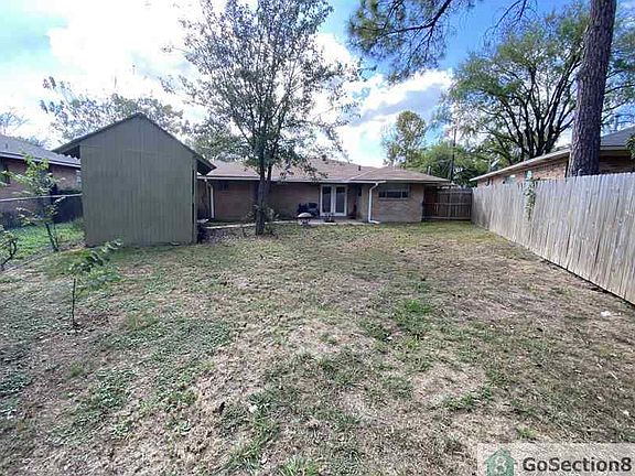 5th image of 2452 Creekglenn Dr