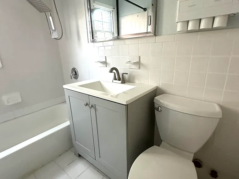 62 Stonehurst Blvd #G — Photo 34