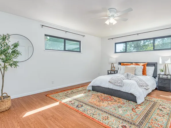 2800 Carson Way, Sacramento, CA 95821