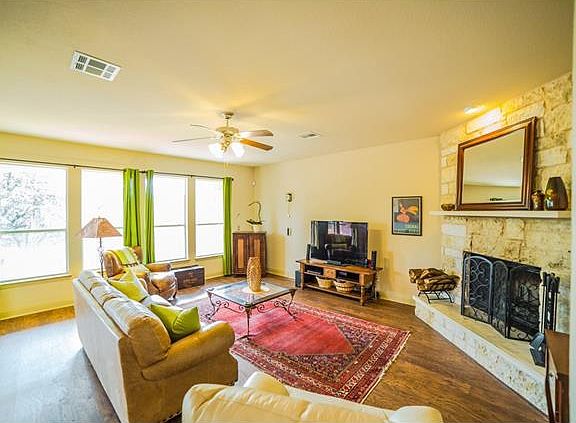 5th image of 5217 Texas Bluebell Dr