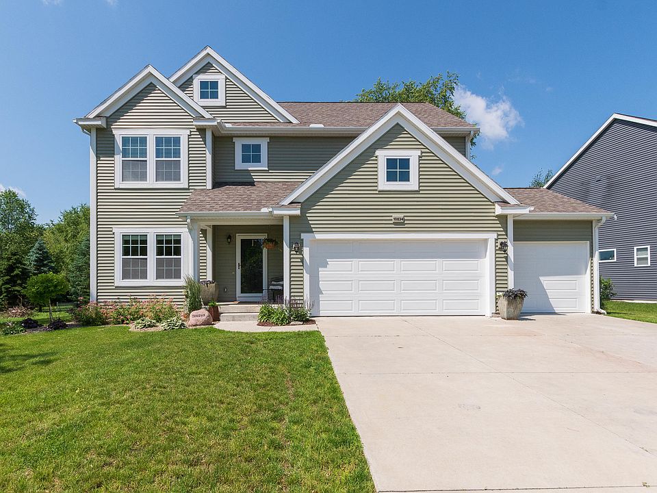 1st image of 10834 Country Grove Cir