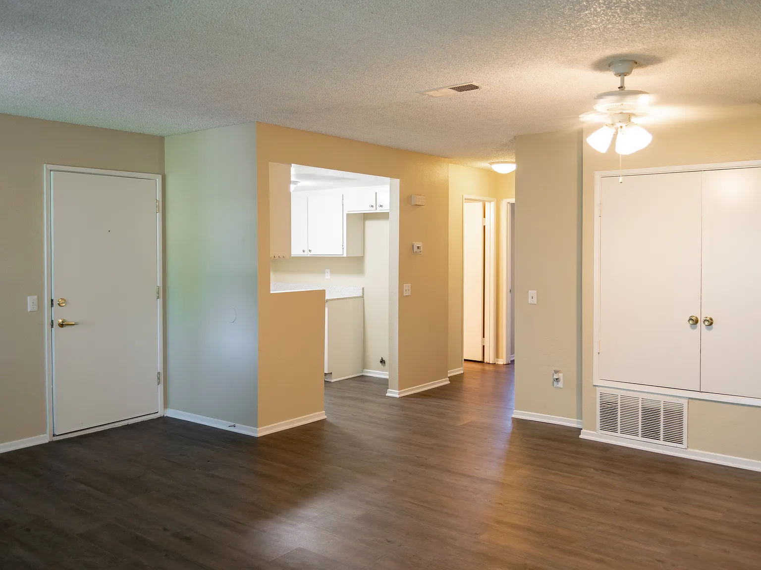 Ironwood Villas Apartments — Photo 4
