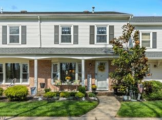 12 Maddaket Court, Scotch Plains, NJ