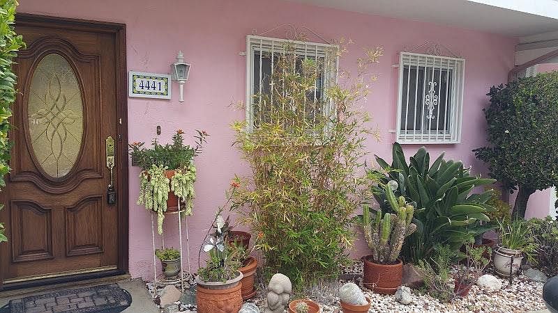 1st image of 4441 Beverly Dr
