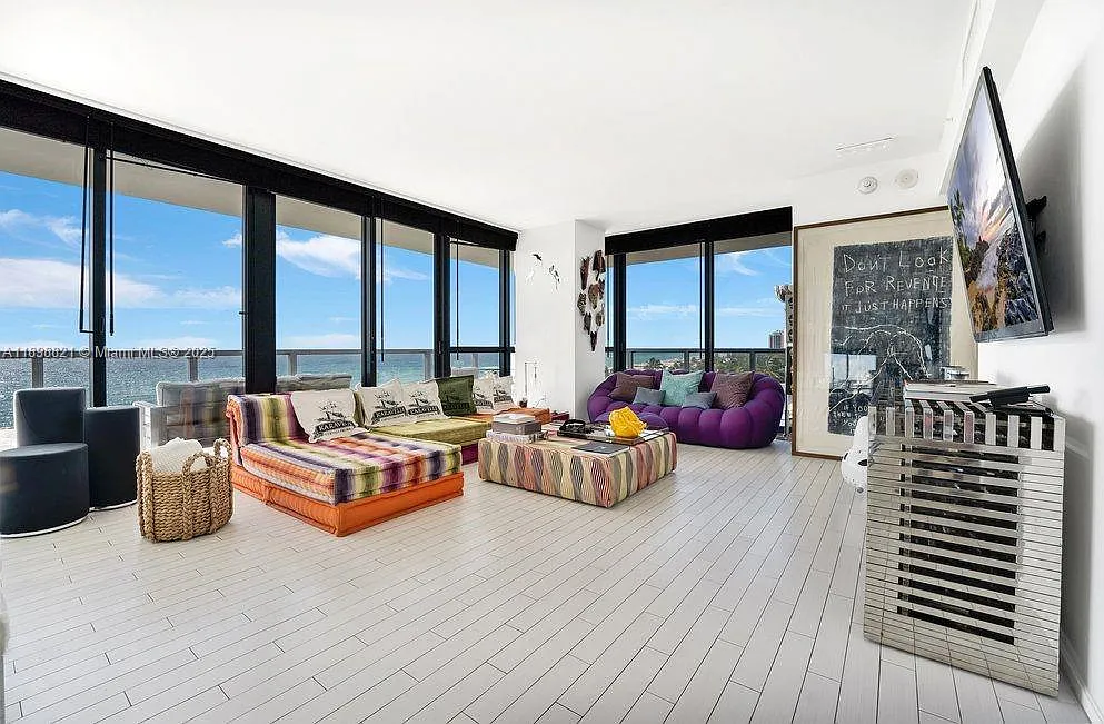 2201 Collins Ave Condo — Photo 4