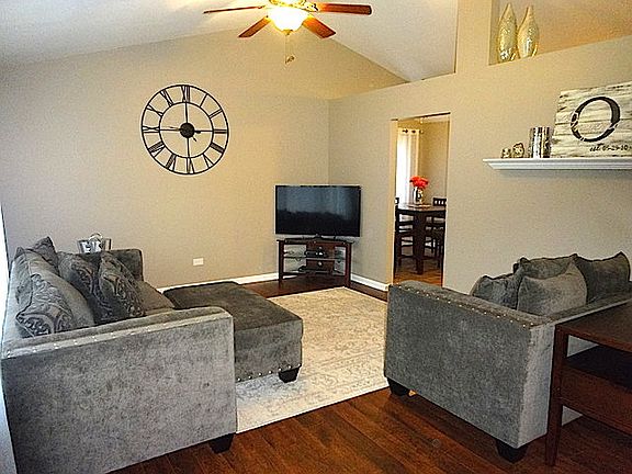 4th image of 2801 Joe Adler Dr