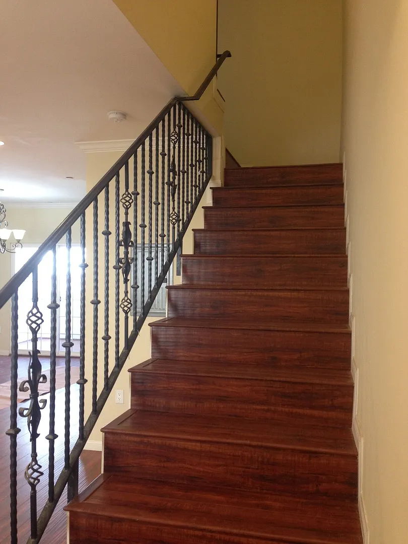 Sylvan St. Apartments_ 14639 Rentals — Photo 4