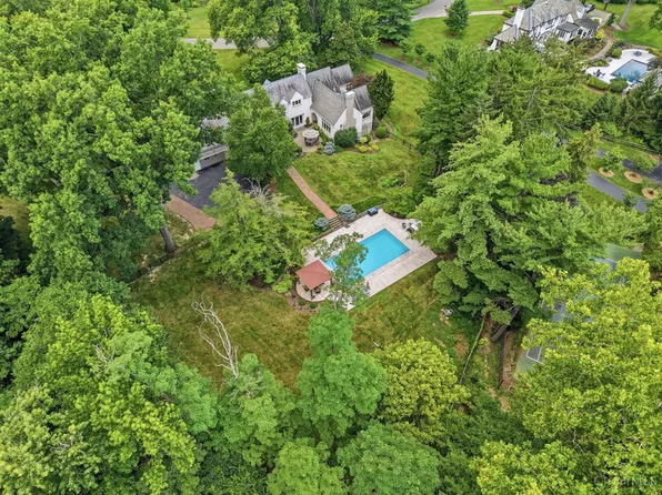807 Birney Ln, Cincinnati, OH 45230