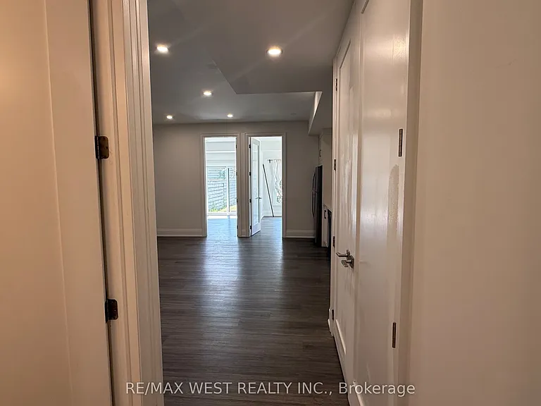 21 Antonio Ct #LOWER — Photo 3