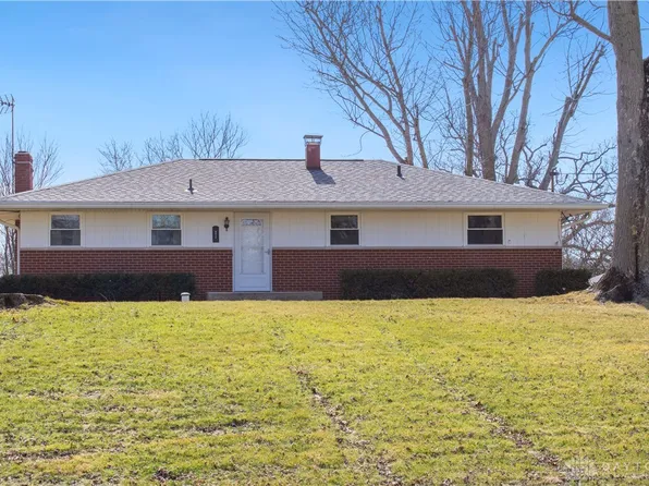 3215 Eaton Gettysburg Rd, Eaton, OH 45320