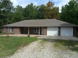 722 Phoenix Rd, Marshfield, MO 65706