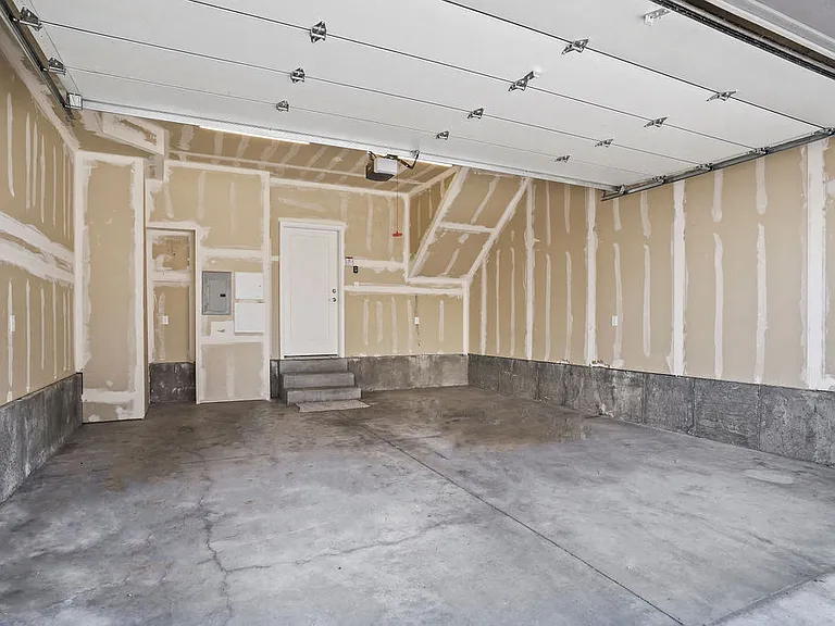 Aero Luxury Townhomes — Photo 30