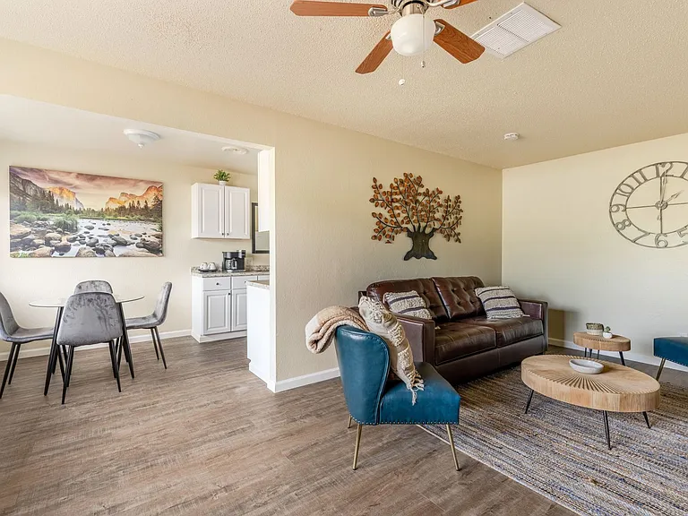 1329 E San Ramon Ave — Photo 24