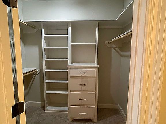 2nd image of 516 Sheila Dr