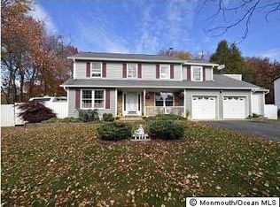 2 Warne Rd, Matawan, NJ 07747