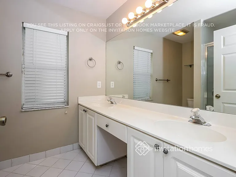1891 Tulip Ln — Photo 12