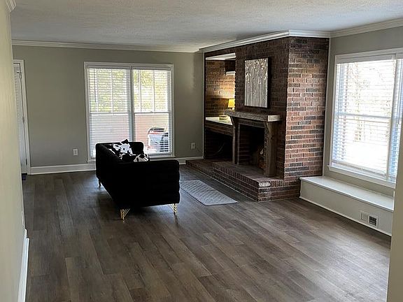 5th image of 3204 Fulmer Ct