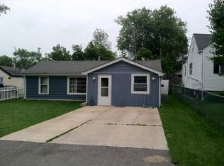 261 Parkside Ave, Aurora, IL 60505