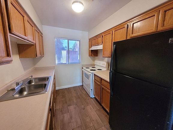 5th image of 530 S Magnolia Ave APT 5