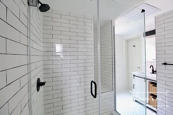 Rented by Grand & Co. | media 18