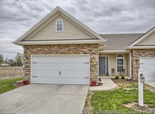 1711B Timber Wolf Ln, Mahomet, IL 61853