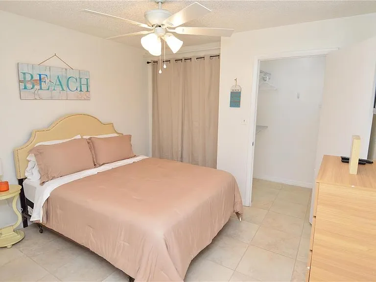 8625 Mallard Reserve Dr #101 — Photo 20