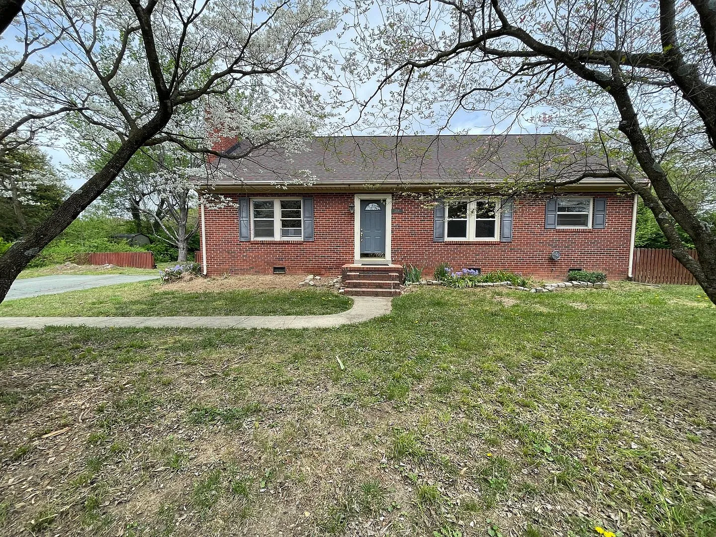 2306 Larkwood — Photo 1