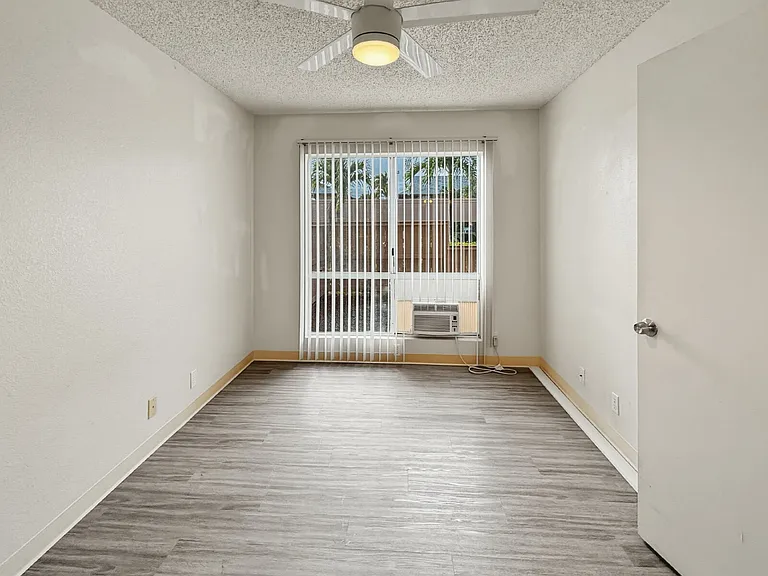 91-1050 Mikohu St #10A — Photo 6