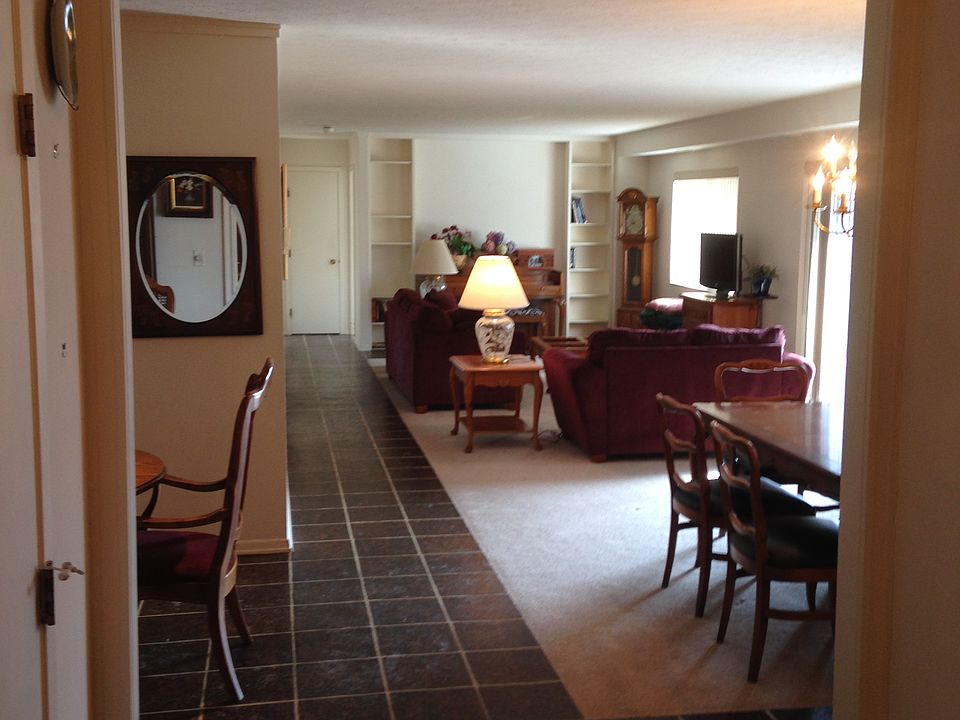 1st image of 2112 Acacia Park Dr