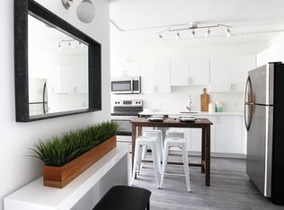 The Woodside, Spadina Suites, Kitchener, ON N2M 3X8