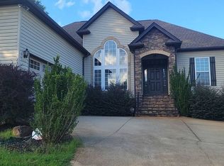 523 S Fredrick Way, Boiling Springs, SC 29316
