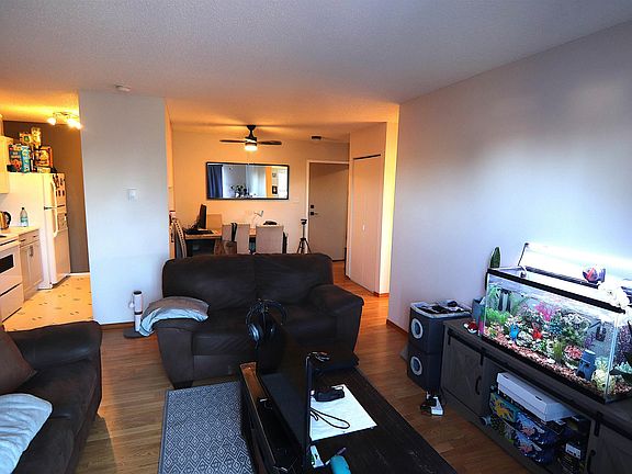 5th image of 6720 158th Ave NW #421