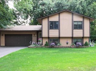 12024 Eagle St NW, Coon Rapids, MN 55448