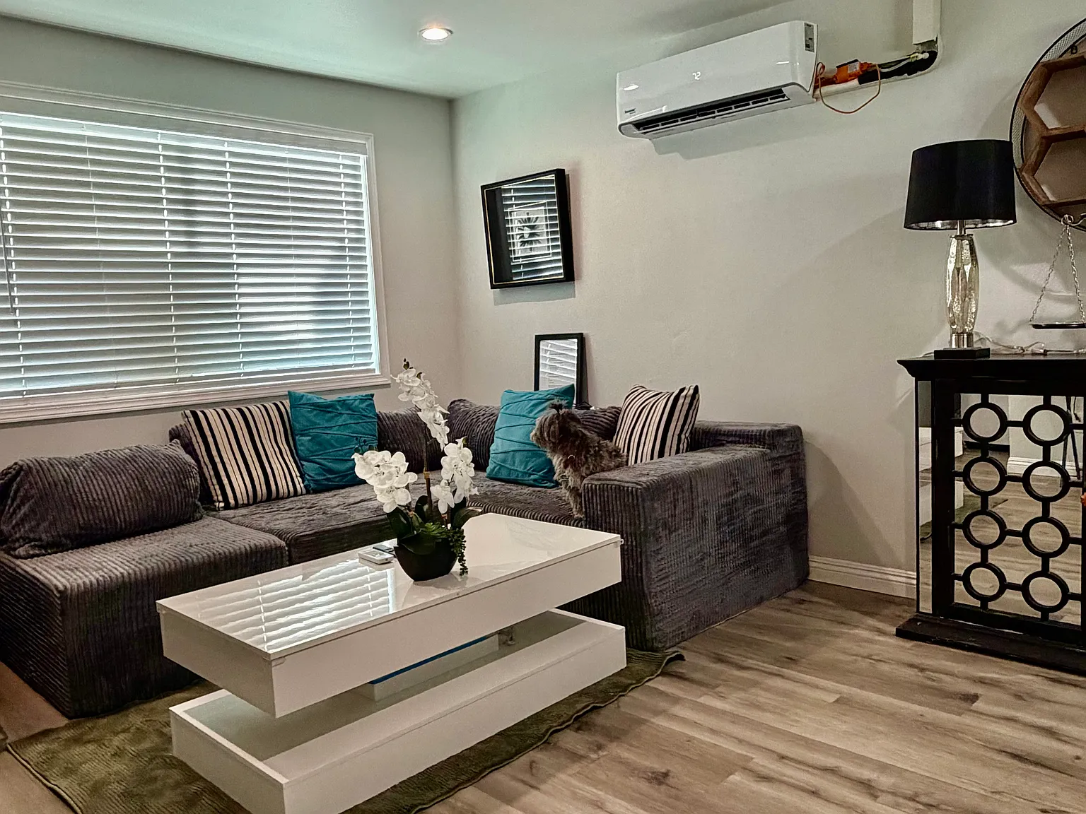 1 bed, $2,350 — Photo 2