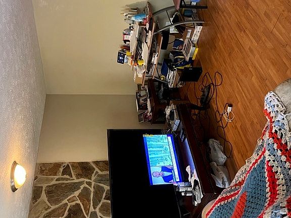 3rd image of 4218 Green Pl
