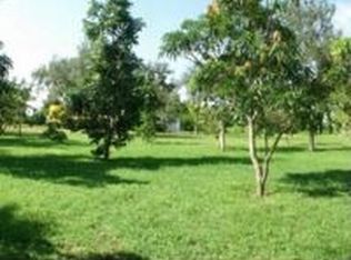 9475 SW 106th St, Miami, FL 33176