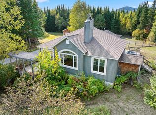300 Ridgewell Ln, Guildhall, VT 05905