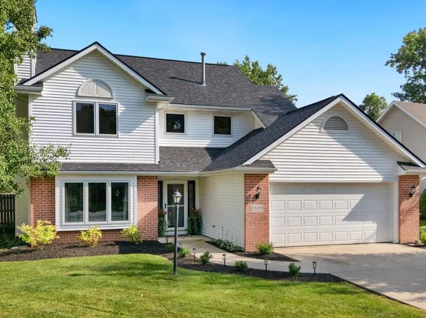1809 Broken Oak Rd, Fort Wayne, IN 46818