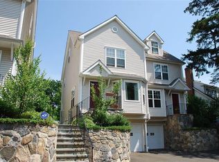 30 Rock Spring Rd, Stamford, CT 06906