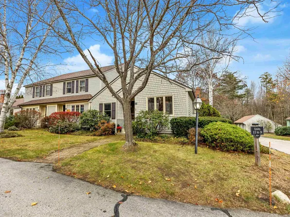 22 Colonial Square, Peterborough, NH 03458