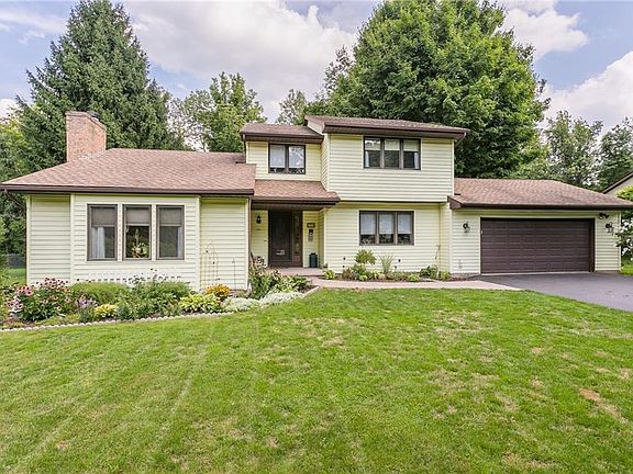 2nd image of 19 Hickory Way